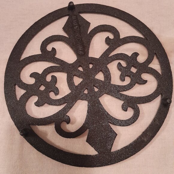 VTG Cast Iron Trivet by MagicLulu - Picture 2 of 2